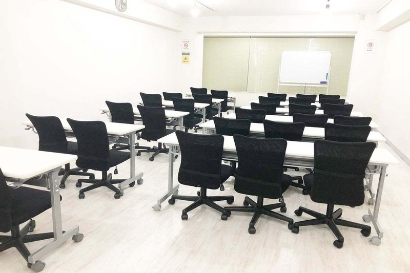 会議室 - 本町Bレンタルスペース貸会議室