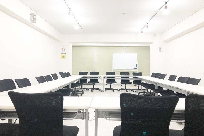 会議室 - 本町Bレンタルスペース貸会議室