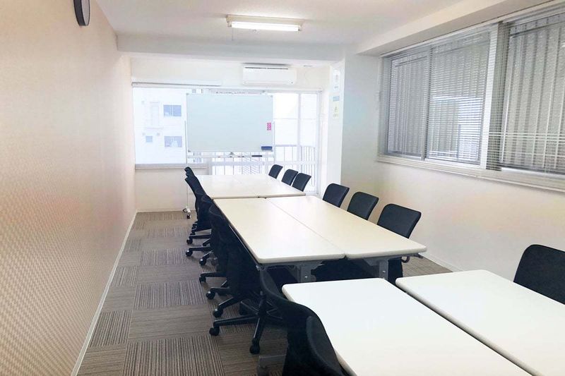 会議室 - 西中島南方レンタルスペース会議室