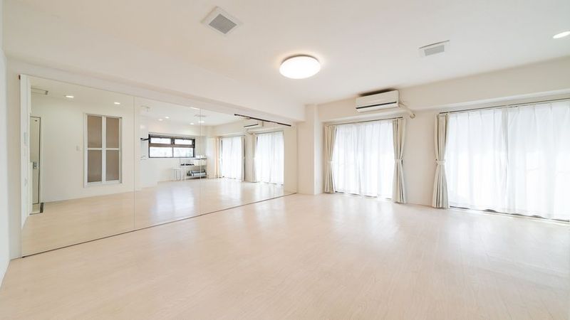 レンタルダンススタジオPallet鶴見の室内の写真