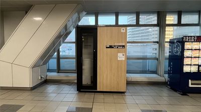 【駅ナカ・個室】CocoDesk 千葉駅(千葉都市モノレール)　改札階 連絡通路　２１番ブース(隣接ブースあり) ★エアコン付 - CocoDesk [HG-21] 千葉駅(千葉都市モノレール)　改札階 連絡通路　２１番ブース