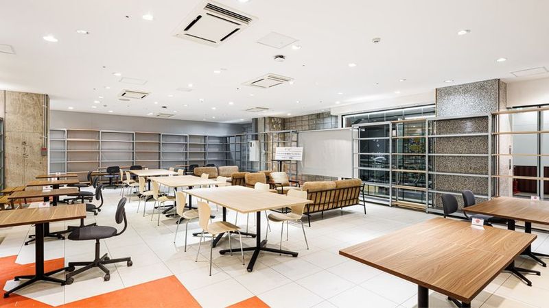 【片町】最大30名！Wi-Fi電源完備✨会議/研修/セミナー - コワーキングスクエア金沢香林坊　会議室