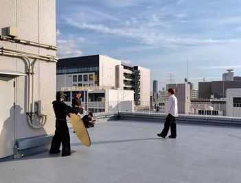 MVの撮影風景 - 【大阪･梅田】天しもビル屋上レンタル撮影スタジオ 屋上レンタルスペース【一般利用プラン】のその他の写真