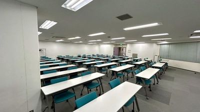 【プロジェクターやマイク類は有料備品のためオプションよりお申込みください。】 - LMJ東京研修センター 2階LL会議室の室内の写真