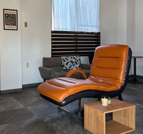 3段階調整可能 - レンタルスペースBB おしゃれ空間【レンタルスペースBB】の室内の写真