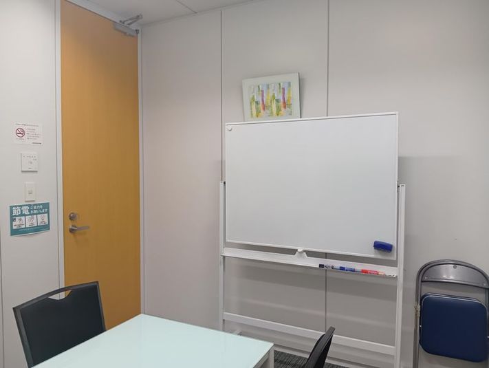 モニター付！4名打合室 - fabbit大阪本町