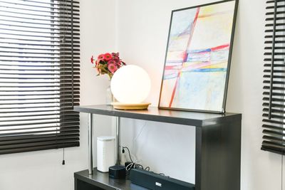 ゆったりと過ごせる静かな空間で、施術・リラクゼーション・カウンセリングなどにご利用いただけるプランです。
施術ベッドや備品を利用したい方向けの内容となります。 - Salon Lili+ YAMATO Salon Lili＋ YAMATO サロン利用プランの室内の写真