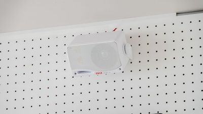 Bluetoothスピーカー完備。音楽再生しながらレッスンできます - PALETTEスタジオ 百合ヶ丘の室内の写真