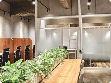 【ドロップイン】【2025年8月オープン！】古淵駅徒歩8分、本格的なカフェが併設されたカフェ＆コワーキング - GARAGE MACHIDA 境川店