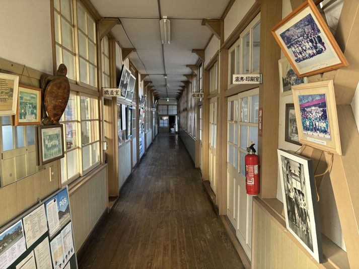 木造校舎を利用した撮影スペース - 旧小川町立小川小学校下里分校