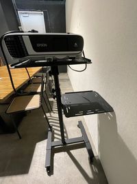 やさいバス食堂掛川店 	【全エリア（ワーキング＋レストラン）貸し切り】の室内の写真