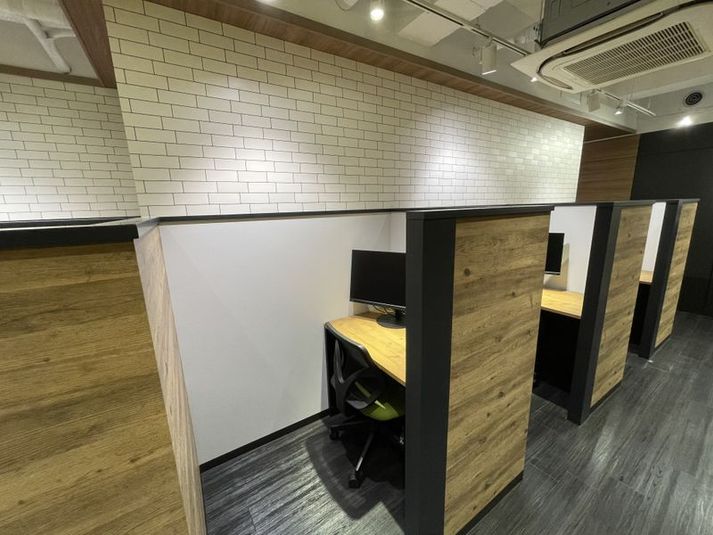 半個室1名席【5階】(2) - いいオフィス恵比寿