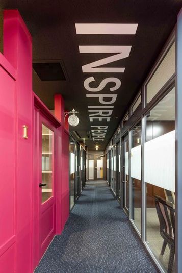 オンライン会議や商談、打ち合わせで使える（4-6名）中会議室 - シェアオフィス・コワーキングスペース　ステージライン仙台駅前