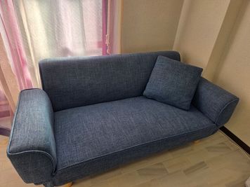 ソファー - アールアイシェアスペース レンタルサロンの設備の写真