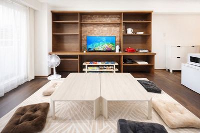 集まりやすく、落ち着ける。駅近の隠れ家 - レンスペ トーカン