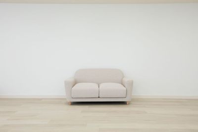 ２人掛けベージュソファー - LULU HOUSEの室内の写真