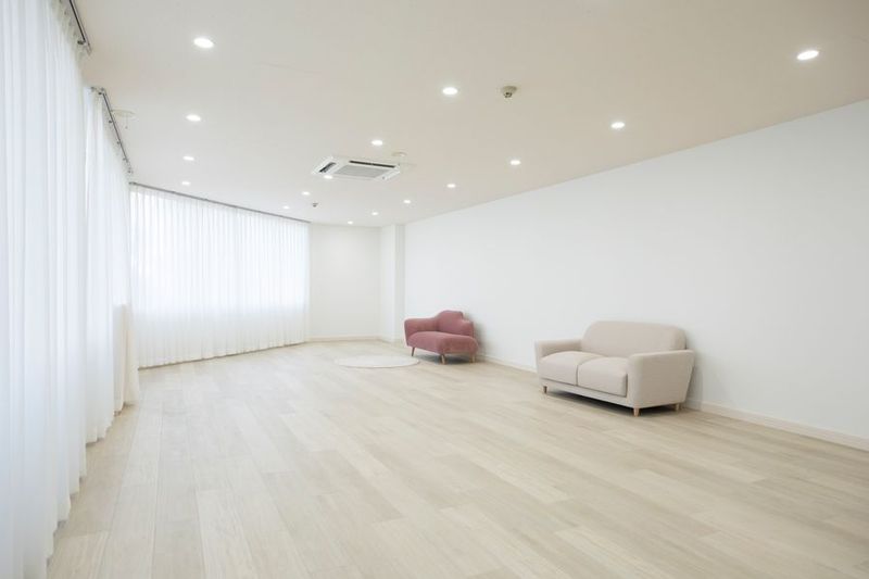 LULU HOUSE - LULU HOUSE