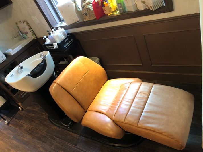 西院・右京区地区、美容師さん向けシェアサロン左側 - RockackBase(ロッカクベース)