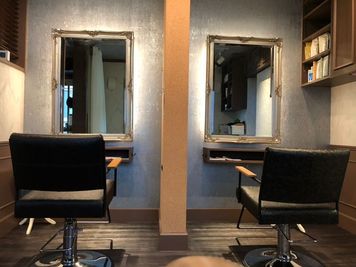 RockackBase（ロッカクベース） 西院地区、美容師さん向けシェアサロン1席　22時まで使用可能の室内の写真
