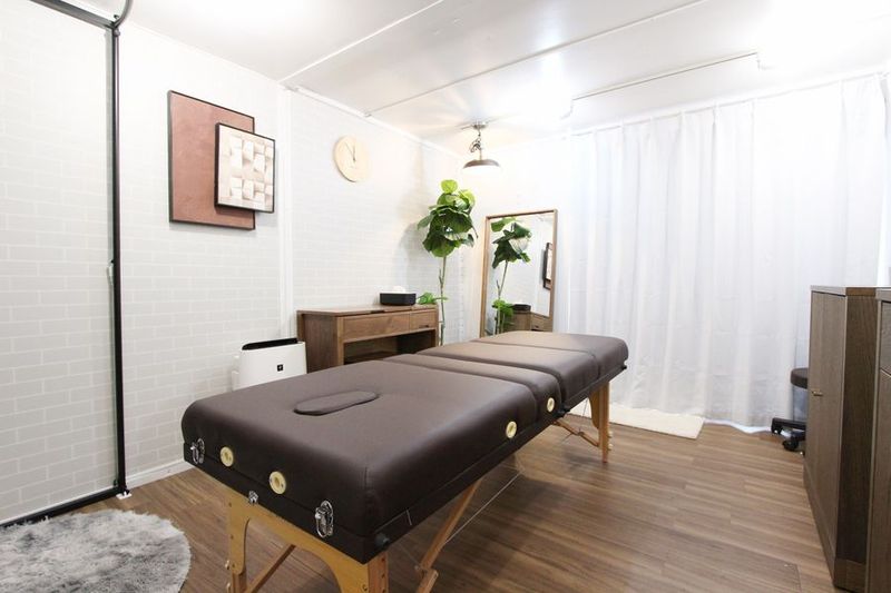 サロン店内 - レンタルサロン Step 赤坂 【赤坂5分】【乃木坂4分】レンタルサロン Step赤坂の室内の写真