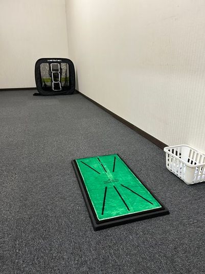 インドアシミュレーションゴルフ練習場 - SWING24/7高座渋谷駅前店