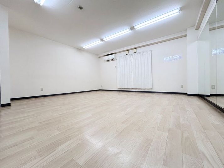 Studio LEAF  新宿C - KS レンタルスペース新宿