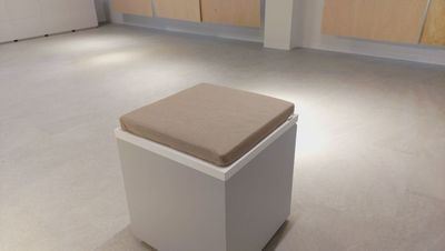 ボックスＡを椅子として使用 - 新花小町イベントスペース イベントスペースの設備の写真