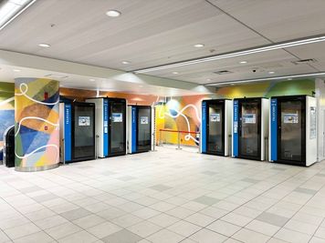 【テレキューブ】横浜駅。視線と音を遮る、プライベートな集中環境。(128−05) - テレキューブ 横浜駅