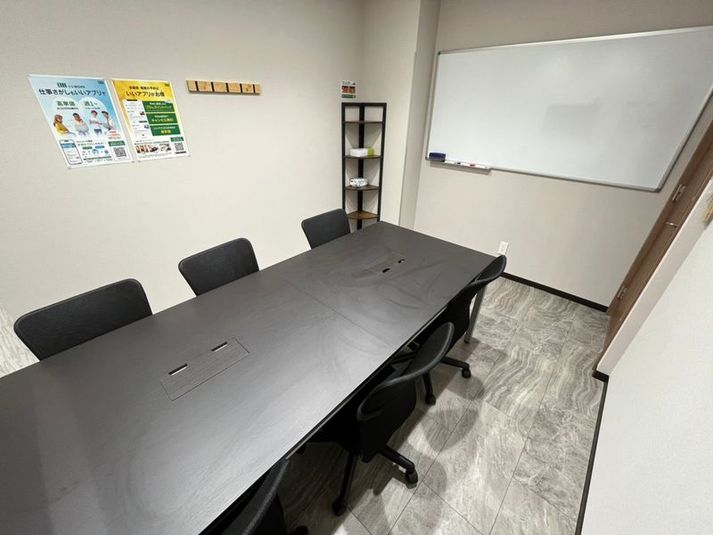 【恵比寿駅徒歩1分】6名会議室（Room F）【3階】. - いいオフィス恵比寿