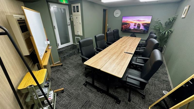 神田駅東口徒歩1分🚃ビジネス・趣味に最適なミーティングスペース - プレビュールーム神田東口駅前