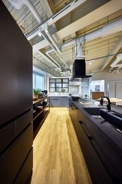 キッチン - 鈴与ホームパル株式会社　豊橋ショールーム 豊橋ショールーム　キッチン利用の室内の写真