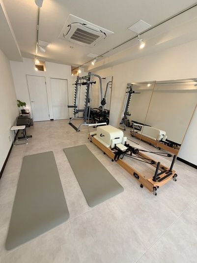 マシンピラティスパーソナルトレーニング　naturalbody - パーソナルジムReBody 