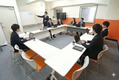 神田駅徒歩1分 地下4番出口徒歩30秒 🌞最大22名(着席22名)👪エレベーター有👫無料Wifi🌟 - リンクスペース神田C　駅近貸会議室・レンタルスペース