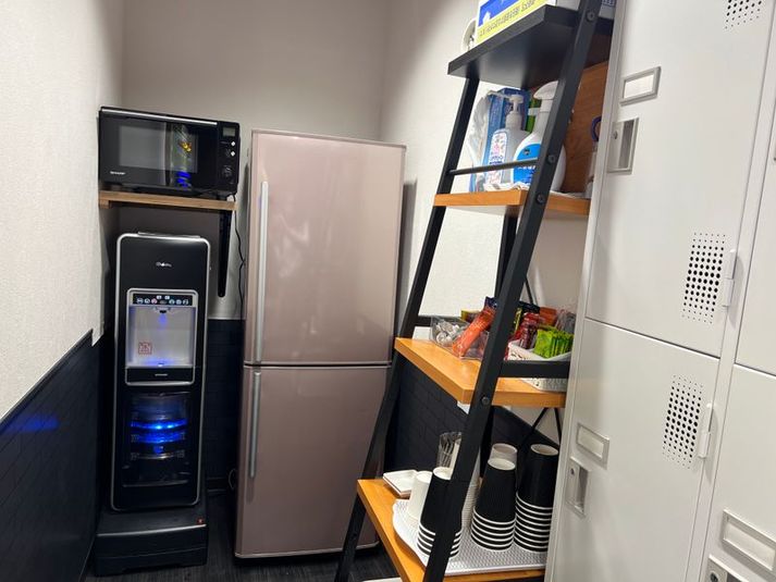 【恵比寿駅徒歩1分】4名会議室（ Room1） - いいオフィス恵比寿