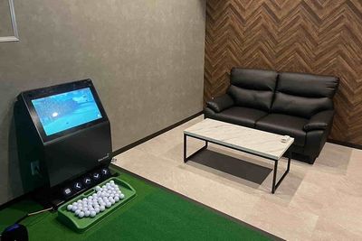 マイゴルフレーン杉並宮前店の室内の写真