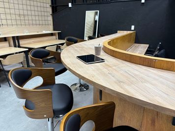 ヤマキウ南倉庫の室内の写真