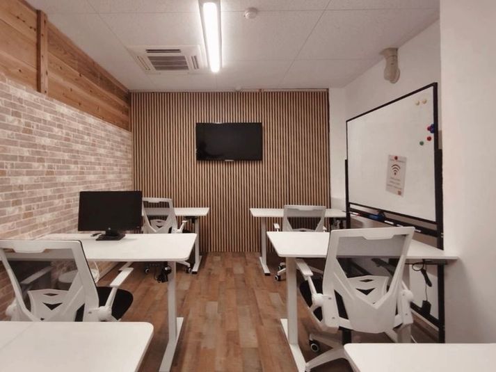 オレンジワーク緑地公園店「習い事向け教室A」 - 【徒歩1分 駅前ビル】レンタルスペース オレンジワーク緑地公園店