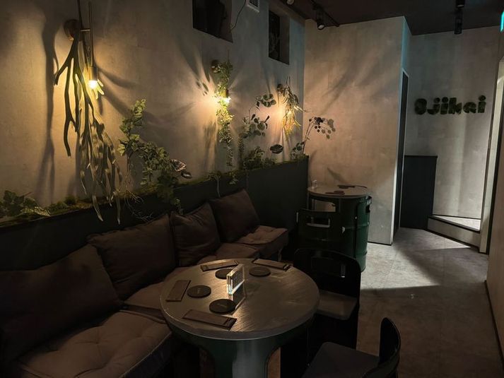 【渋谷】バーカン/フロア/個室あり！ムード漂う大人のバー - 【圧倒的おしゃれ空間】レンタルバースペース"8jikai"