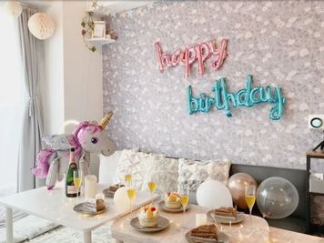 飾りつけイメージ
※通常は飾りつけはしていません - レンタルスペースemu アメ村・心斎橋アクセスよし✨レンタルスペースemuの室内の写真