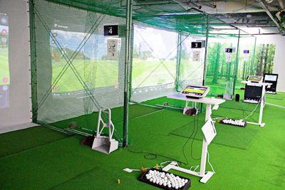 マイゴル八千代台駅前店の室内の写真