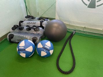 トレーニング用品 - 新瑞橋スポーツクラブ 多目的スポーツスペース【広々空間】の設備の写真