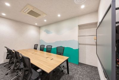 BIZcomfort熊本城前
会議室 - BIZcomfort熊本城前 8名用会議室の室内の写真