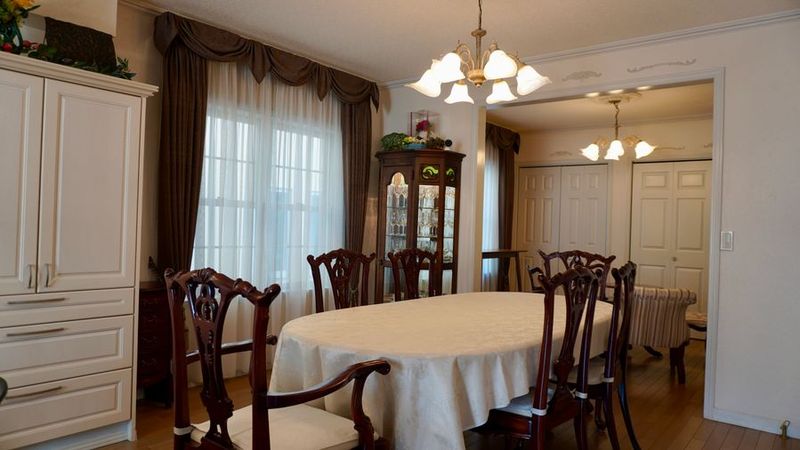 アイランドキッチン付きレンタルスタジオ - 煙突のある白い壁の家 Wonder Vino 1961