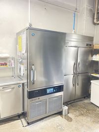 大型ブラストチラー 200V
 - Mariposa  レンタルキッチン・食品製造場　〜市場の中にある昭和レトロな空間〜の室内の写真
