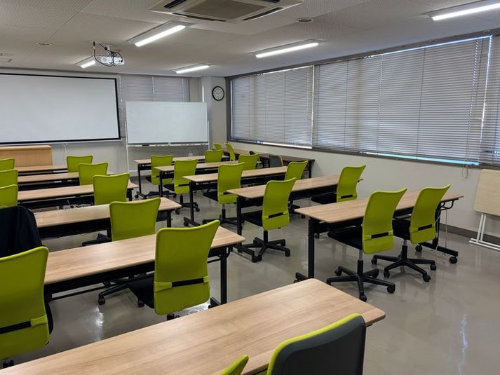 セミナールームＣ - 株式会社グローバルキャリア研究所