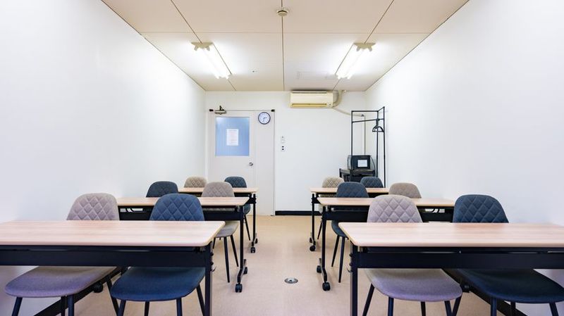 JR三ノ宮駅から徒歩10秒｜貸し会議室 NMスペース - 三宮貸し会議室　  NMスペース