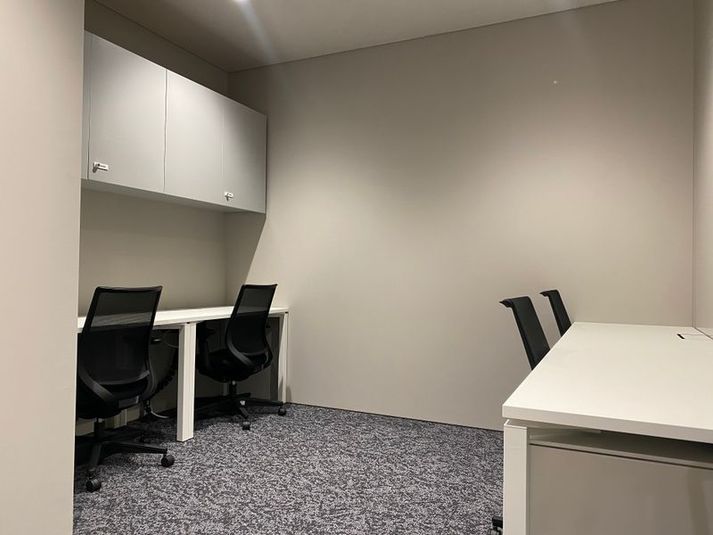 【R23（4名席用）】1時間から使えるサテライトオフィス - 大宮サクラスクエアモール2階WAW大宮