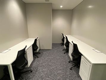 大宮駅から徒歩5分！【R45（5名席用）】社員1人・1時間から使える“分散オフィス“ - 大宮サクラスクエアモール2階WAW大宮