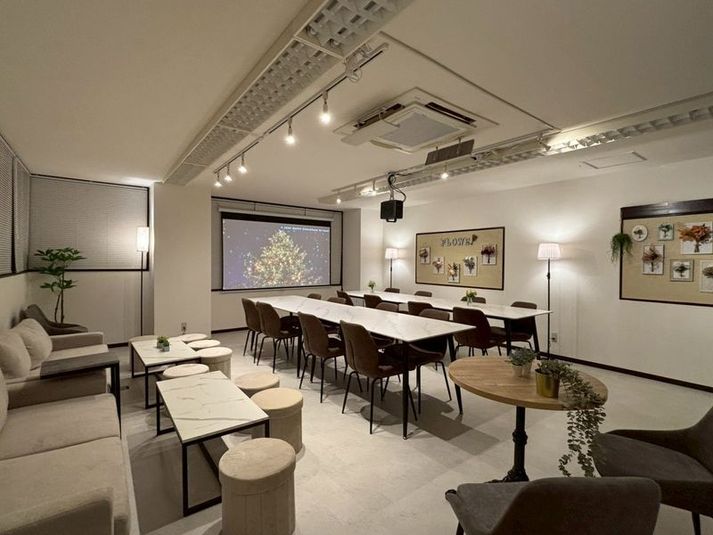 最高級貸し会議室オープン✨ - Flowe大宮の室内の写真