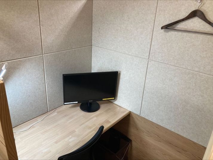 半個室【B2】スペース内写真 - エミフィス練馬 木製半個室【B4】席の室内の写真